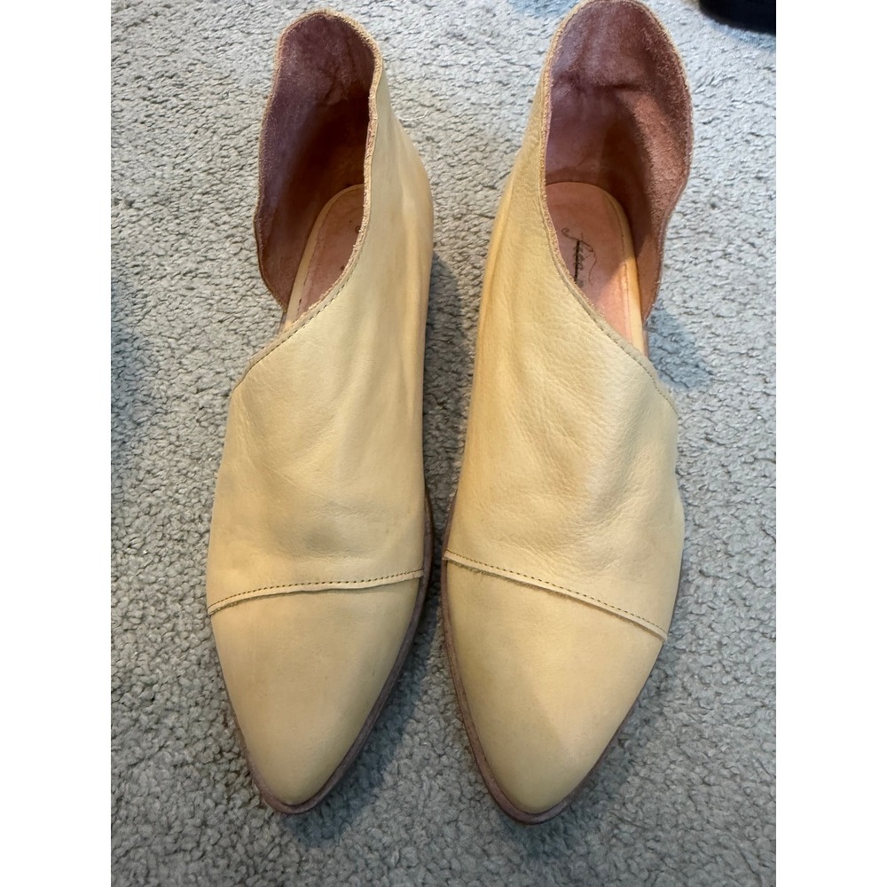 Free People Royale Tan Leather Pointed Toe D'Orsay Flats Size 40 EU
